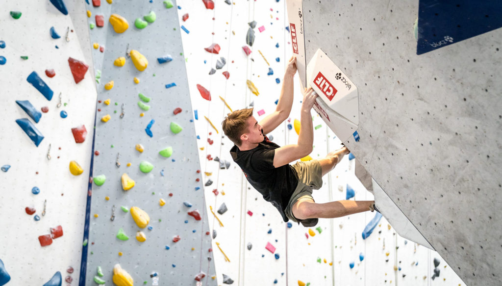 how to get better at bouldering